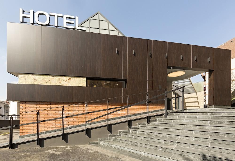 Hotel Orasac Garni Belgrad Dış mekan fotoğraf
